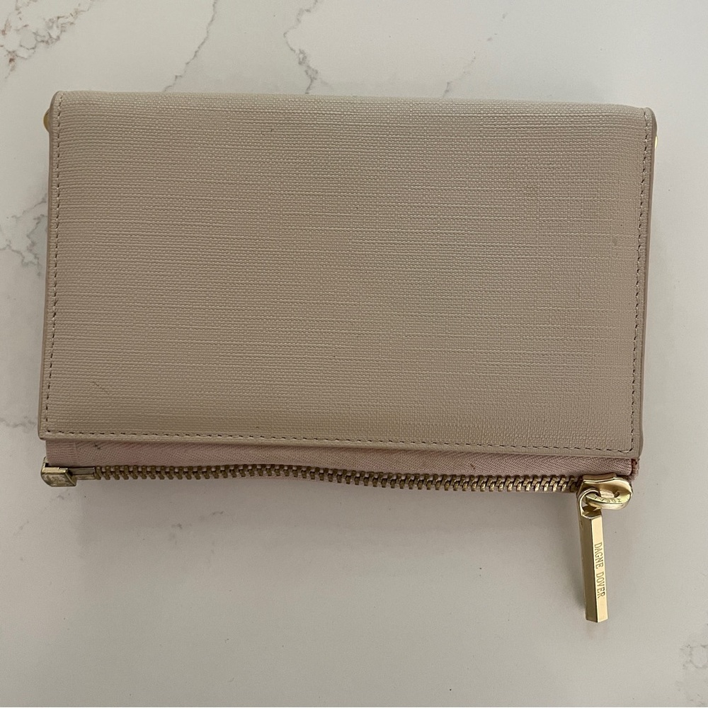 Dagne Dover Original Convertible Clutch Wallet with Shoulder Chain - Linen - Picture 15 of 16
